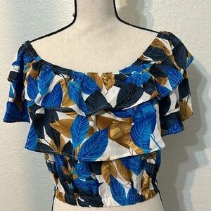 GiGio Crop Blouse Top Size Medium Blues, Brown & White Double Ruffle